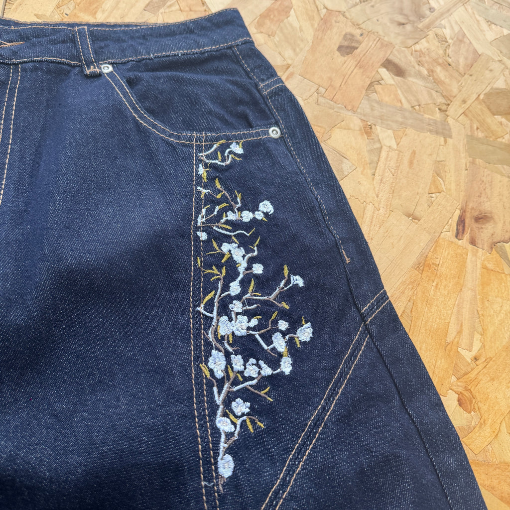 Derschutze Blossom Raw Denim - Black