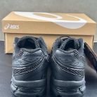 ASICS Product 117