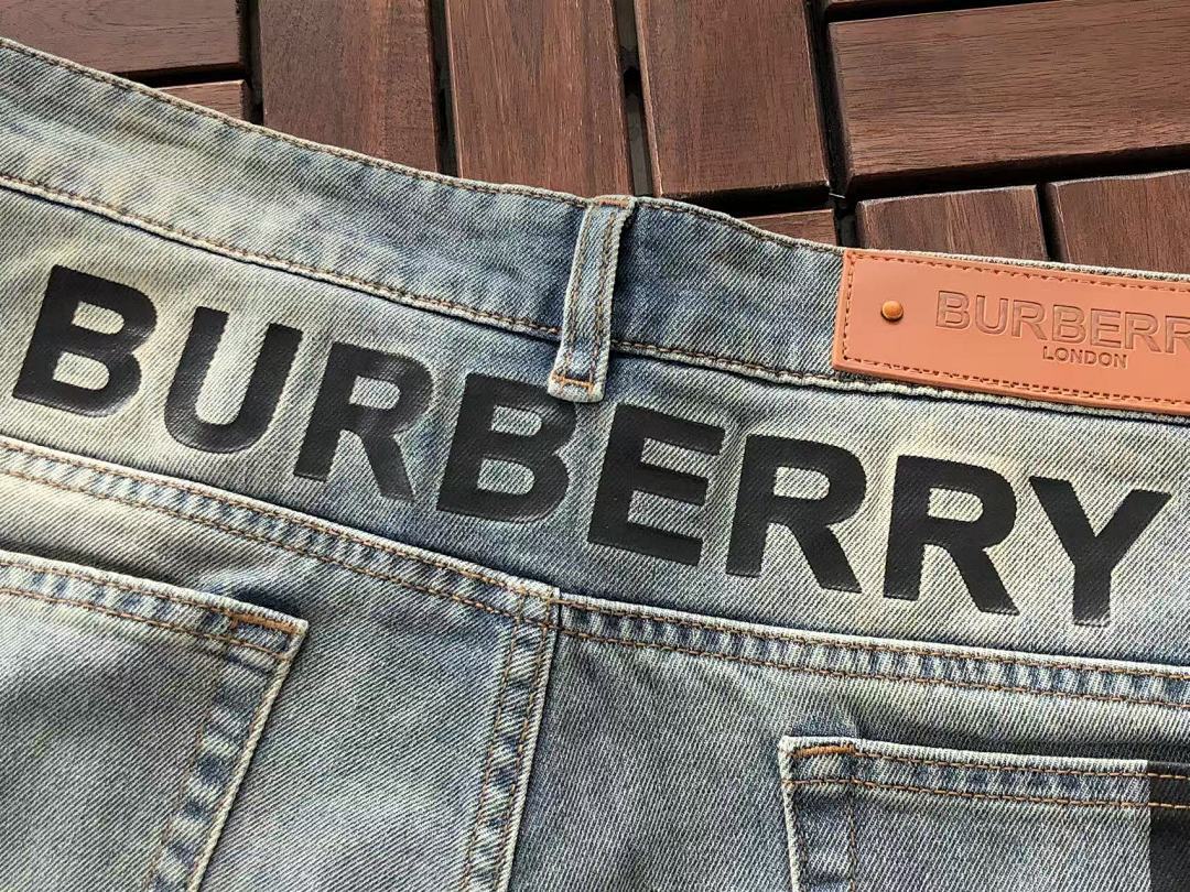 Burberry JEANS
