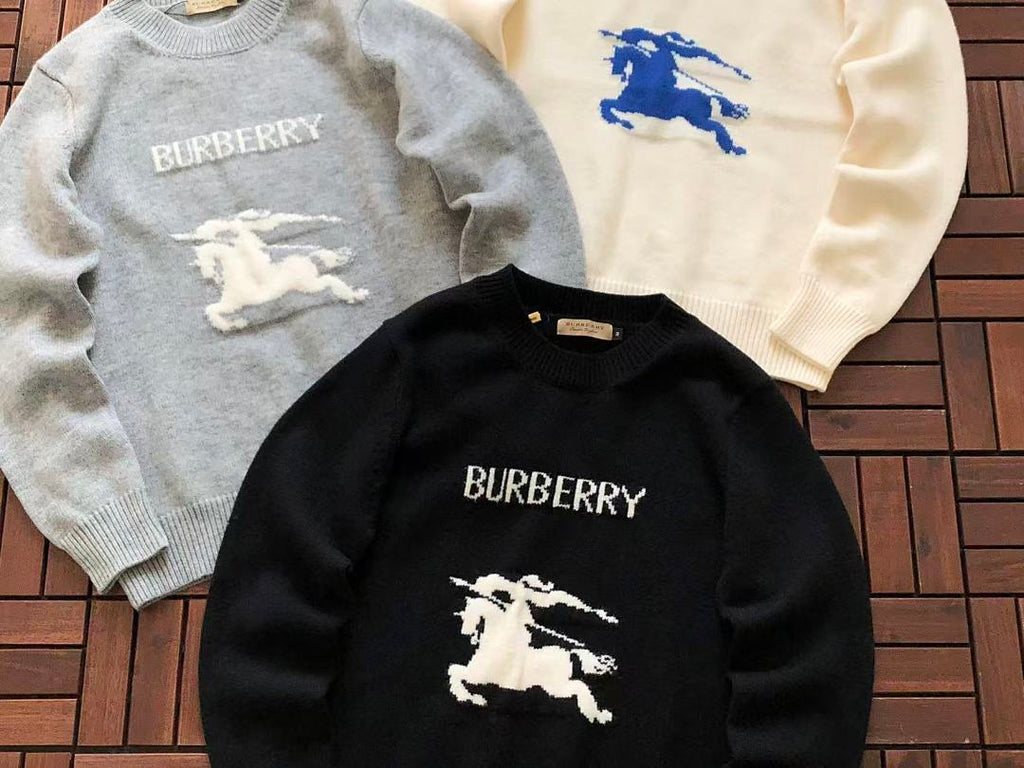 Burberry SWEATER