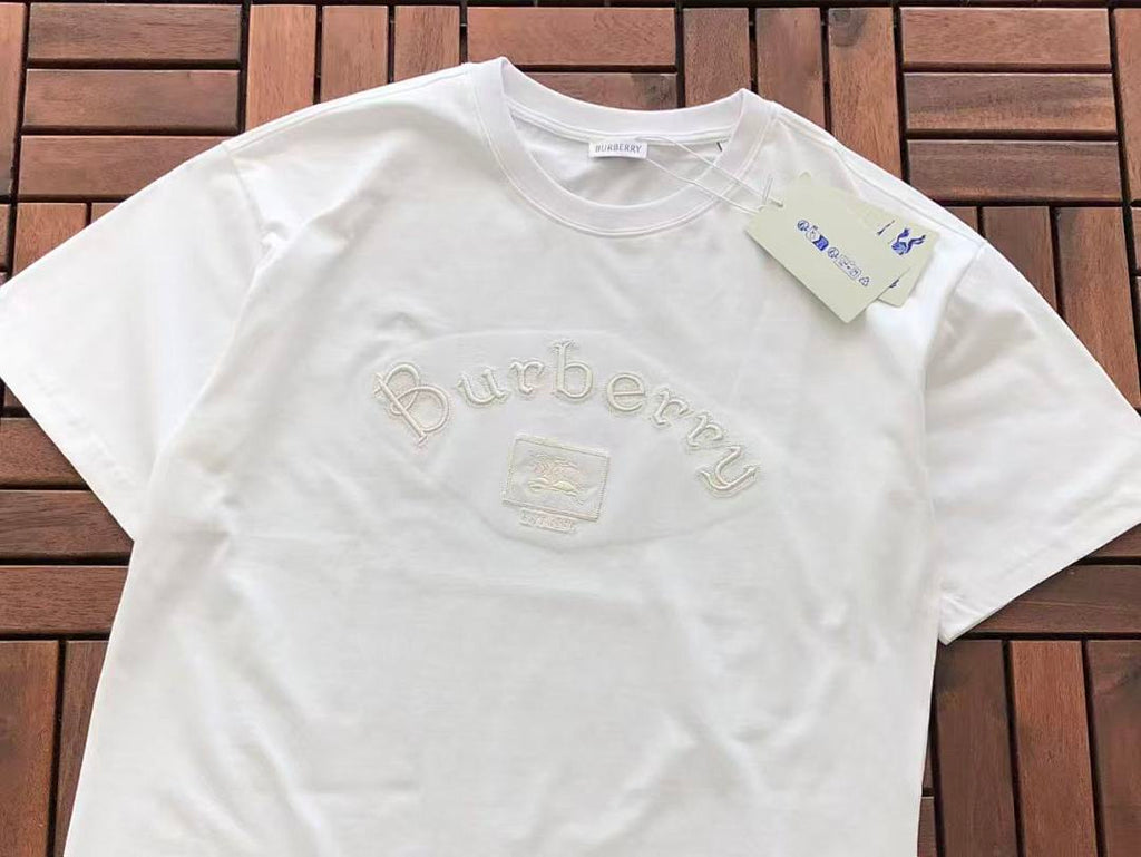 Burberry T-SHIRT