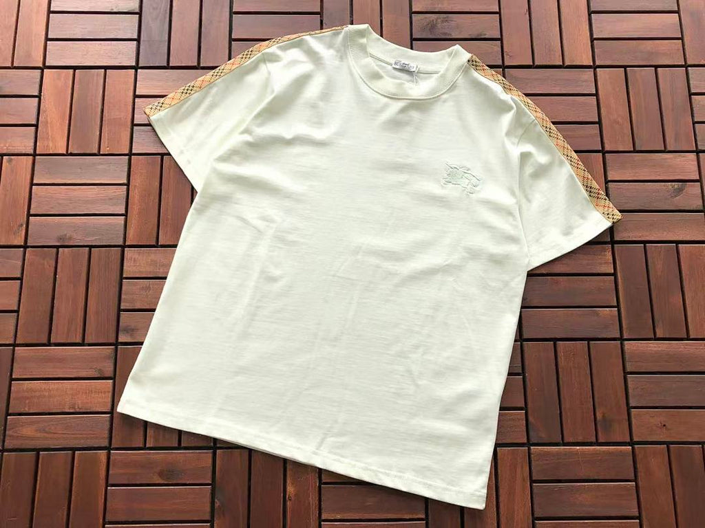 Burberry T-SHIRT