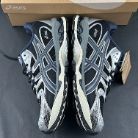 ASICS Product 43