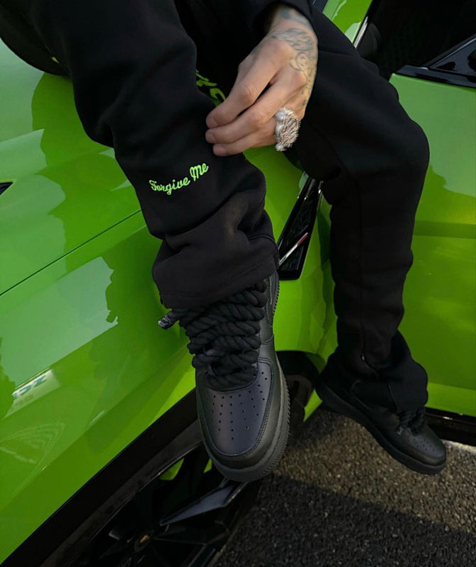 Syna-World Tracksuit - Black-Green