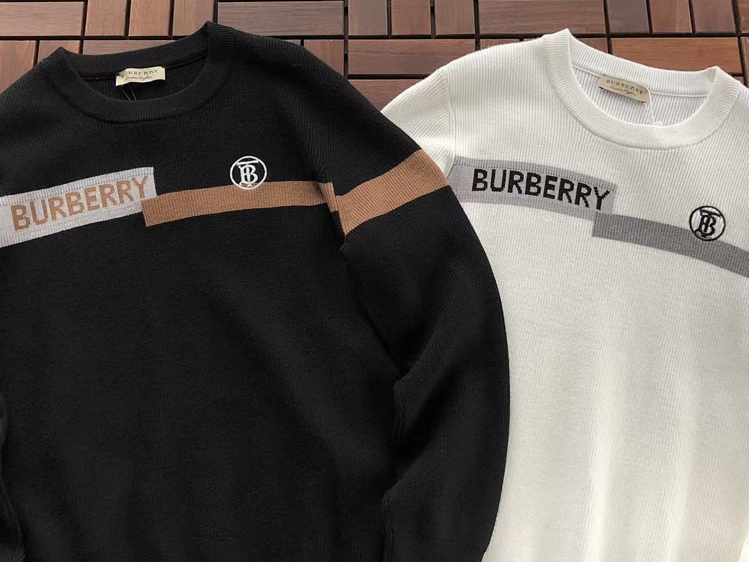 Burberry SWEATER