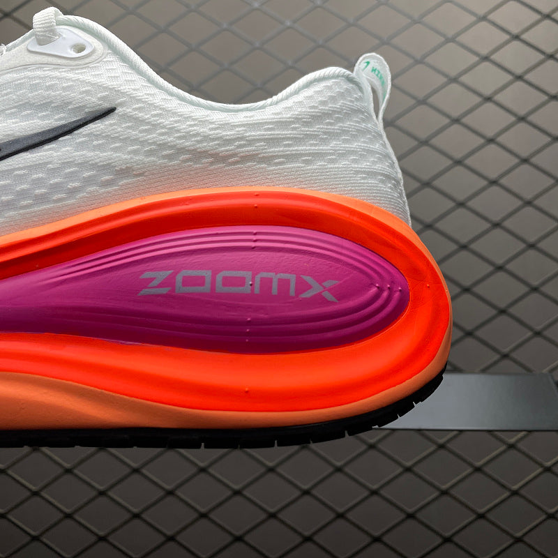 Nike ZoomX Morpho - White/Orange-Purple