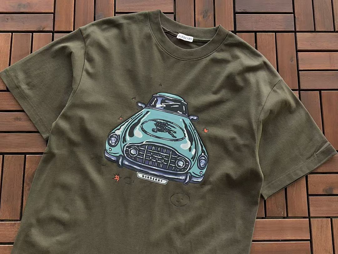 Burberry T-SHIRT