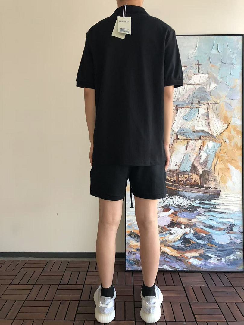 Burberry T-SHIRT