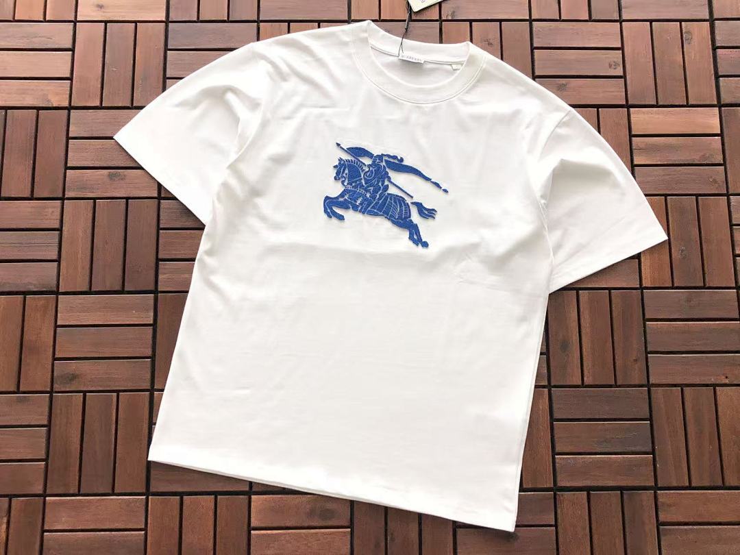 Burberry T-Shirt