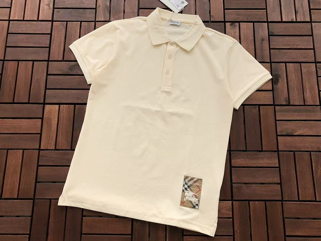 Burberry T-Shirt