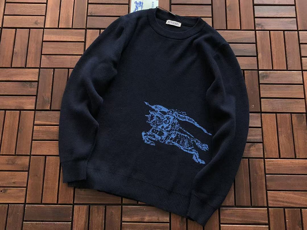 Burberry SWEATER