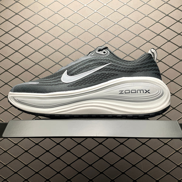 Nike ZoomX Morpho - Grey/White