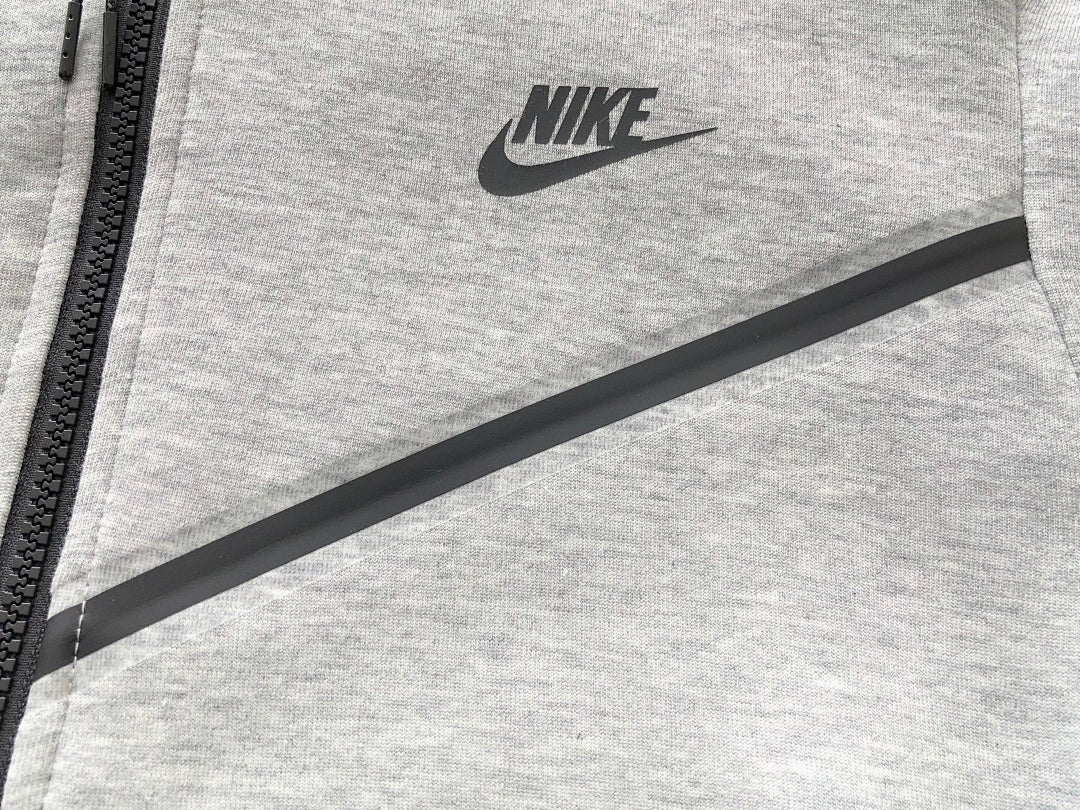 Nike Tech Fleece Tracksuit
