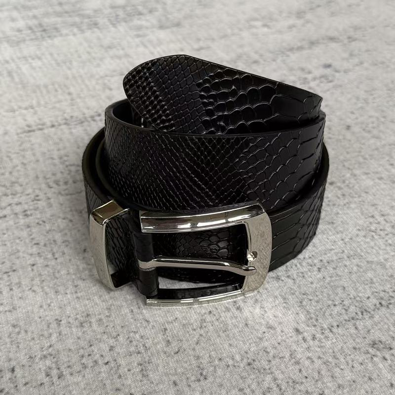 Unknown Brand Snakeskin-Embossed Belt - Black