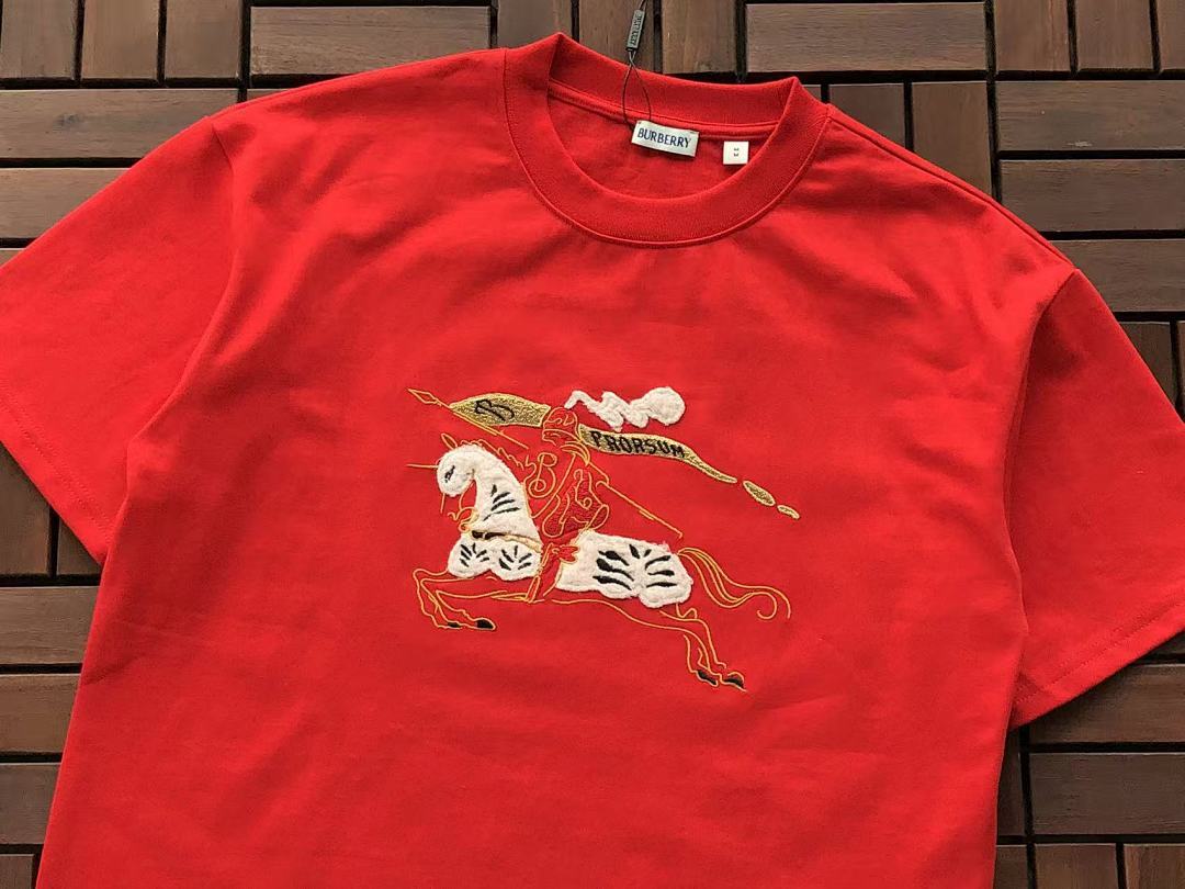 Burberry T-SHIRT