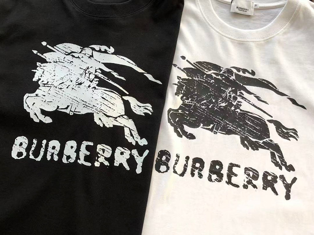 Burberry T-SHIRT