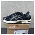 ASICS Product 113