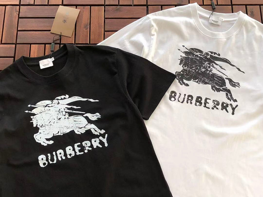 Burberry T-SHIRT
