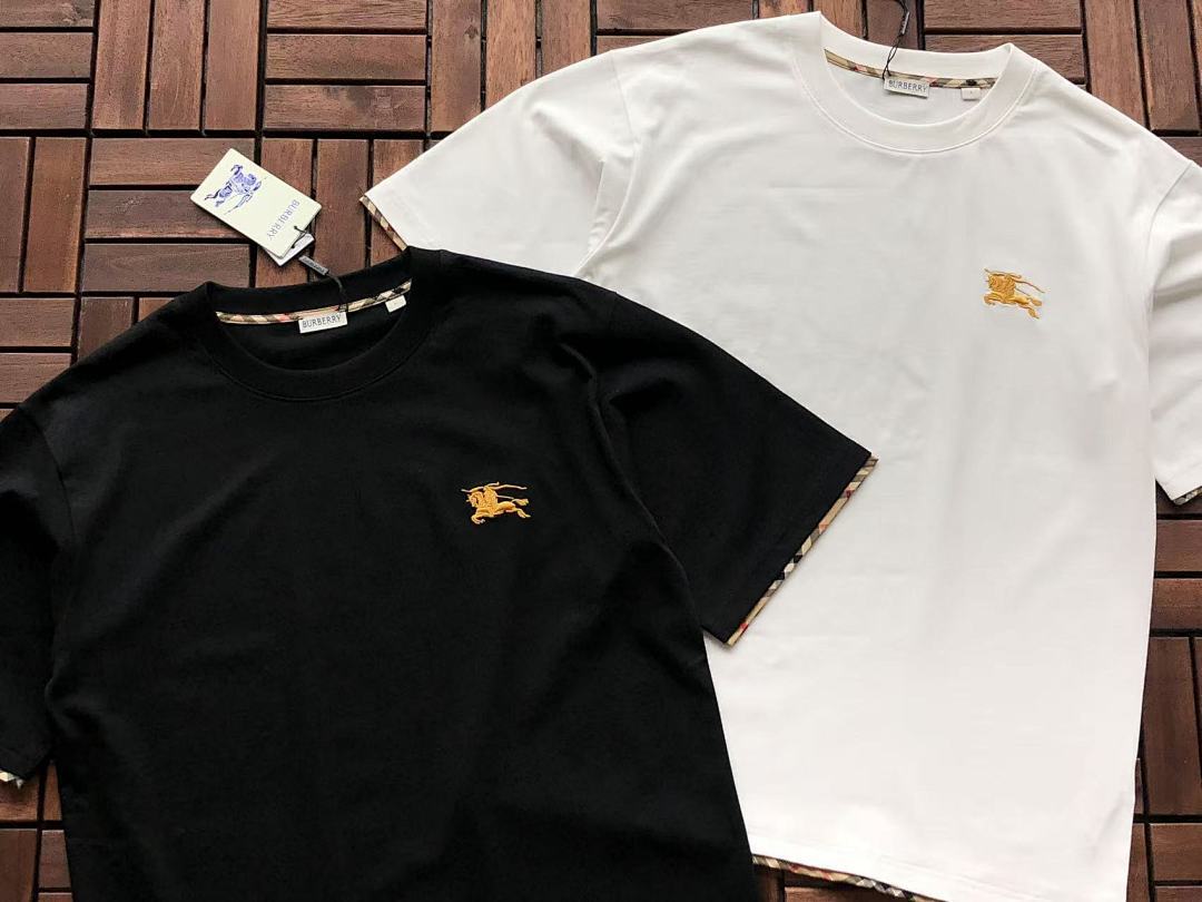 Burberry T-Shirt