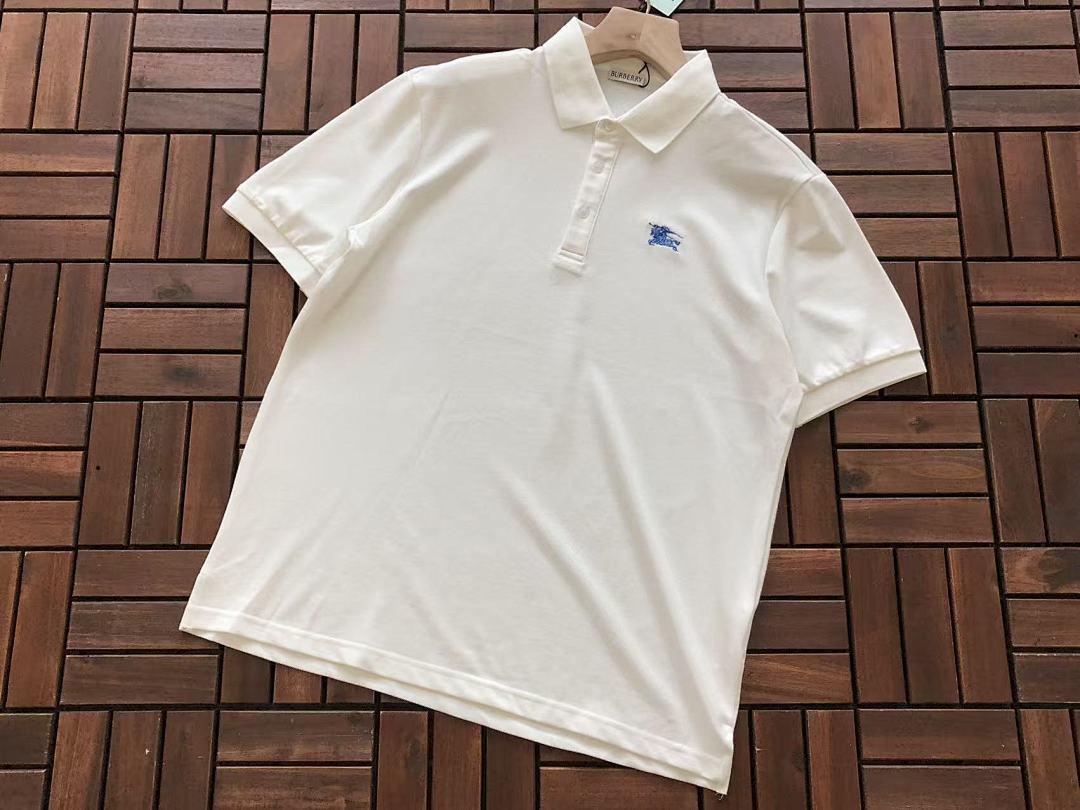 Burberry T-SHIRT