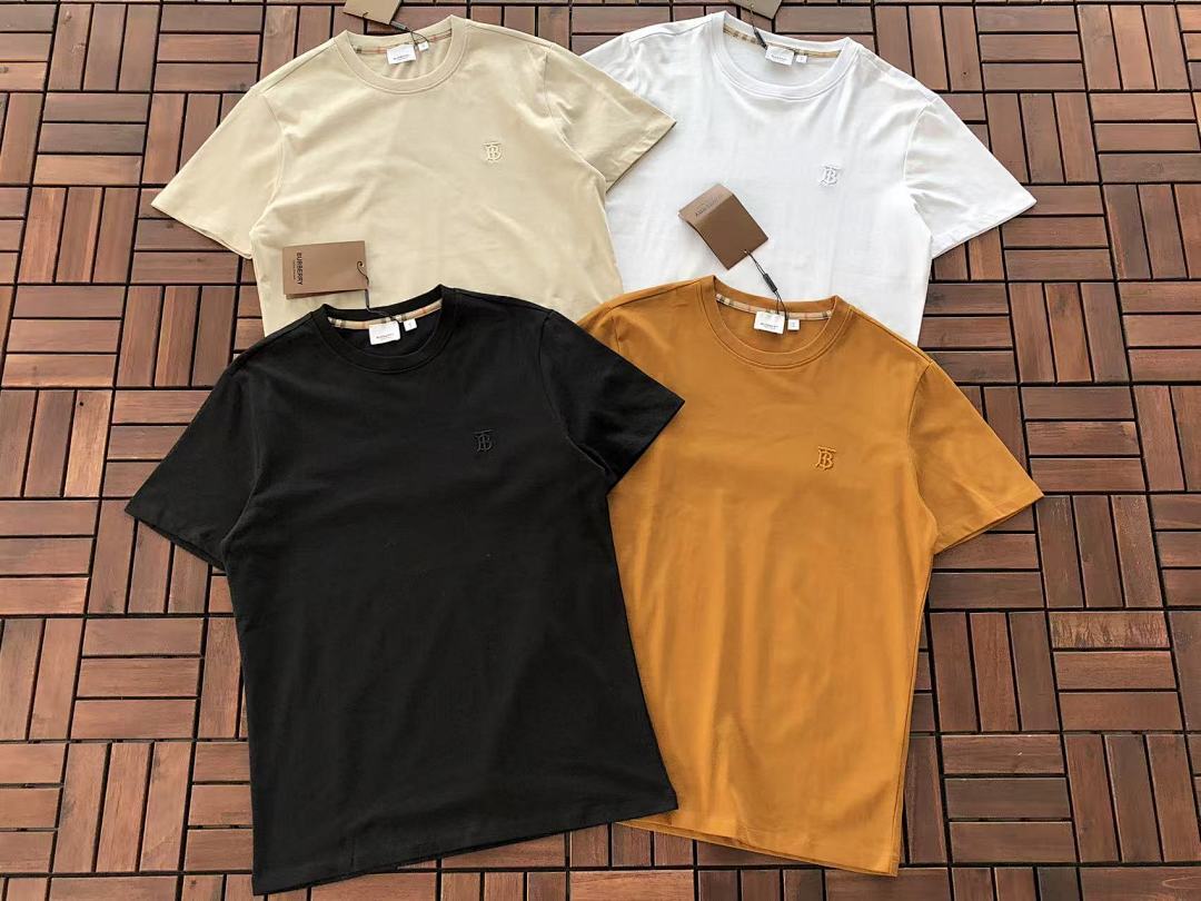 Burberry T-Shirt