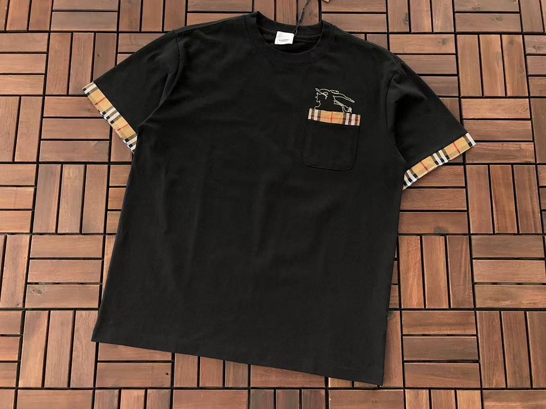 Burberry T-Shirt
