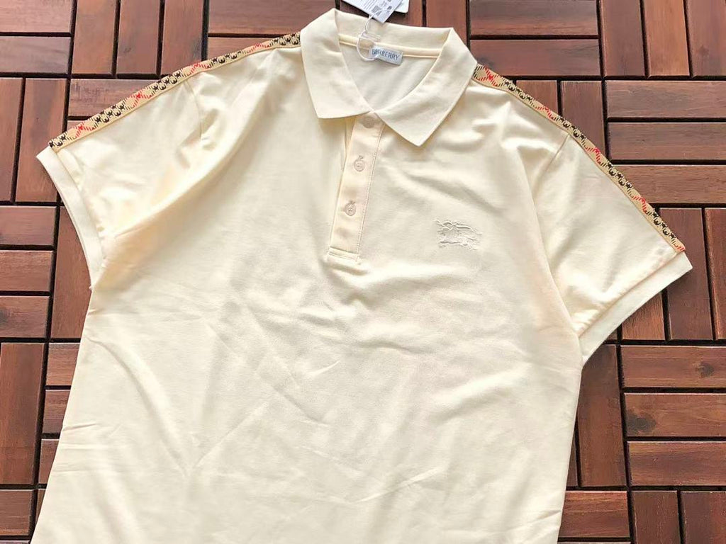 Burberry T-Shirt