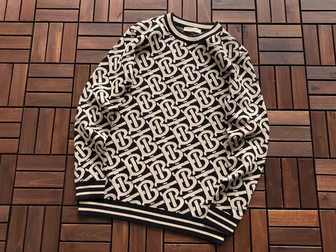 Burberry SWEATER