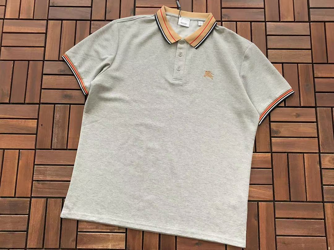 Burberry T-Shirt