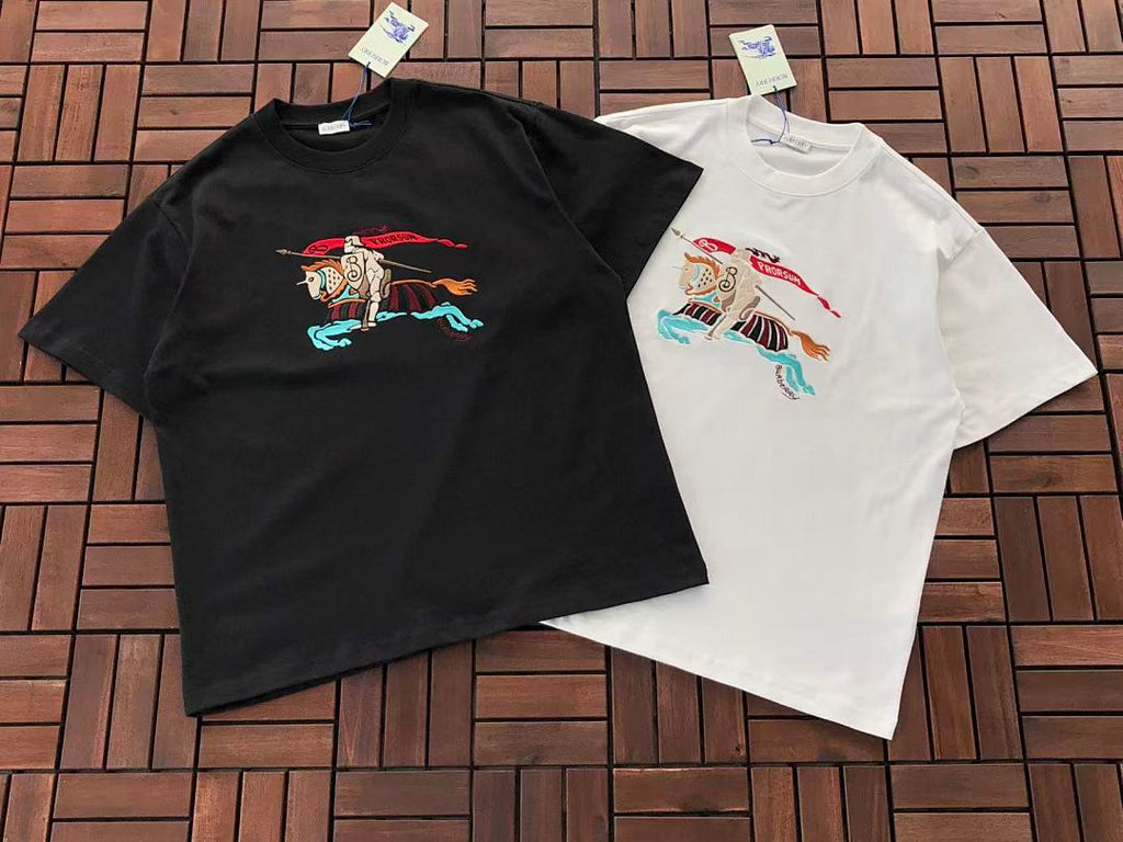 Burberry T-SHIRT