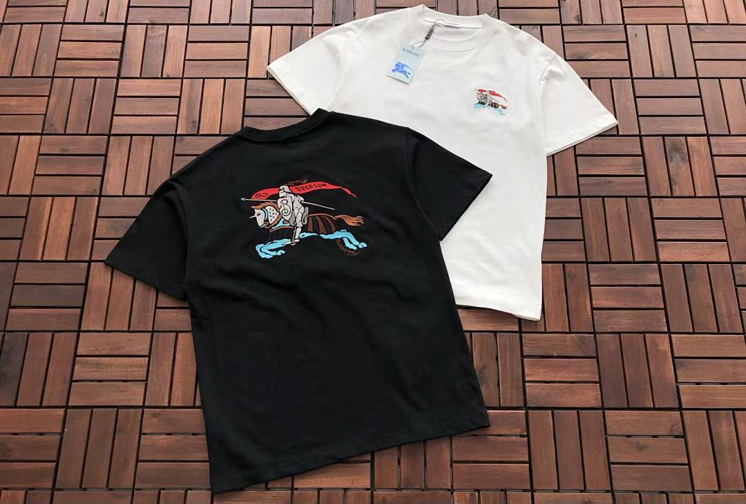 Burberry T-Shirt