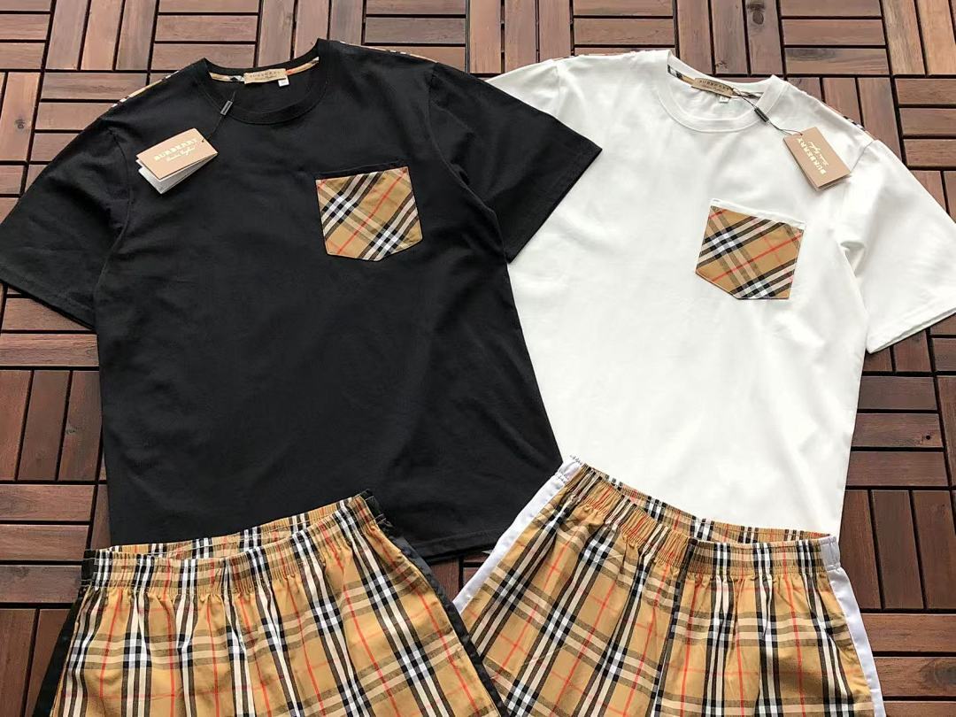 TOP PANTS Burberry T-SHIRT SHORTS 66012136