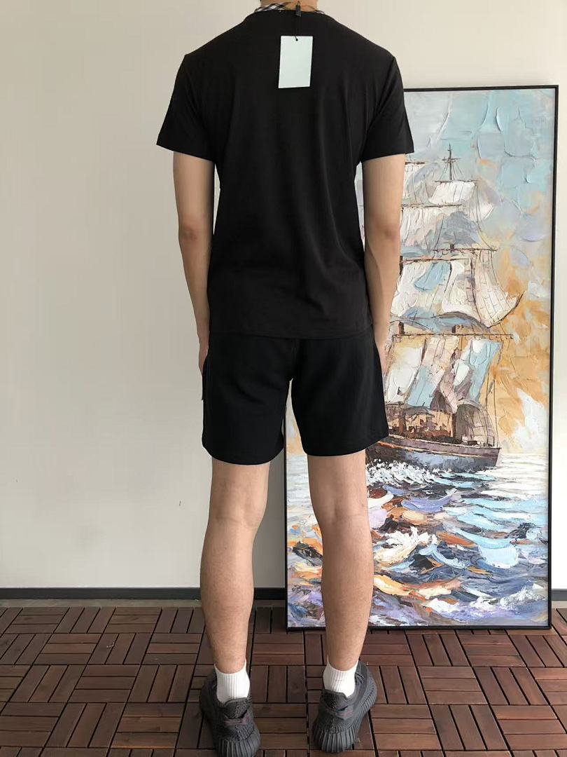 Burberry T-Shirt