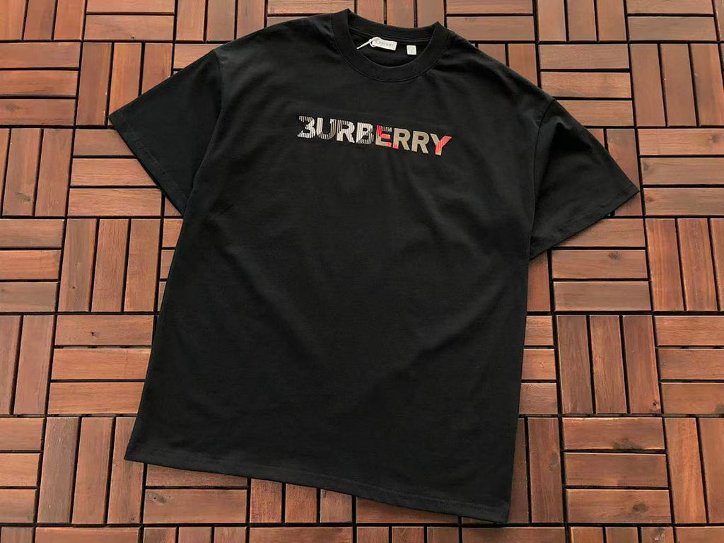 Burberry T-SHIRT