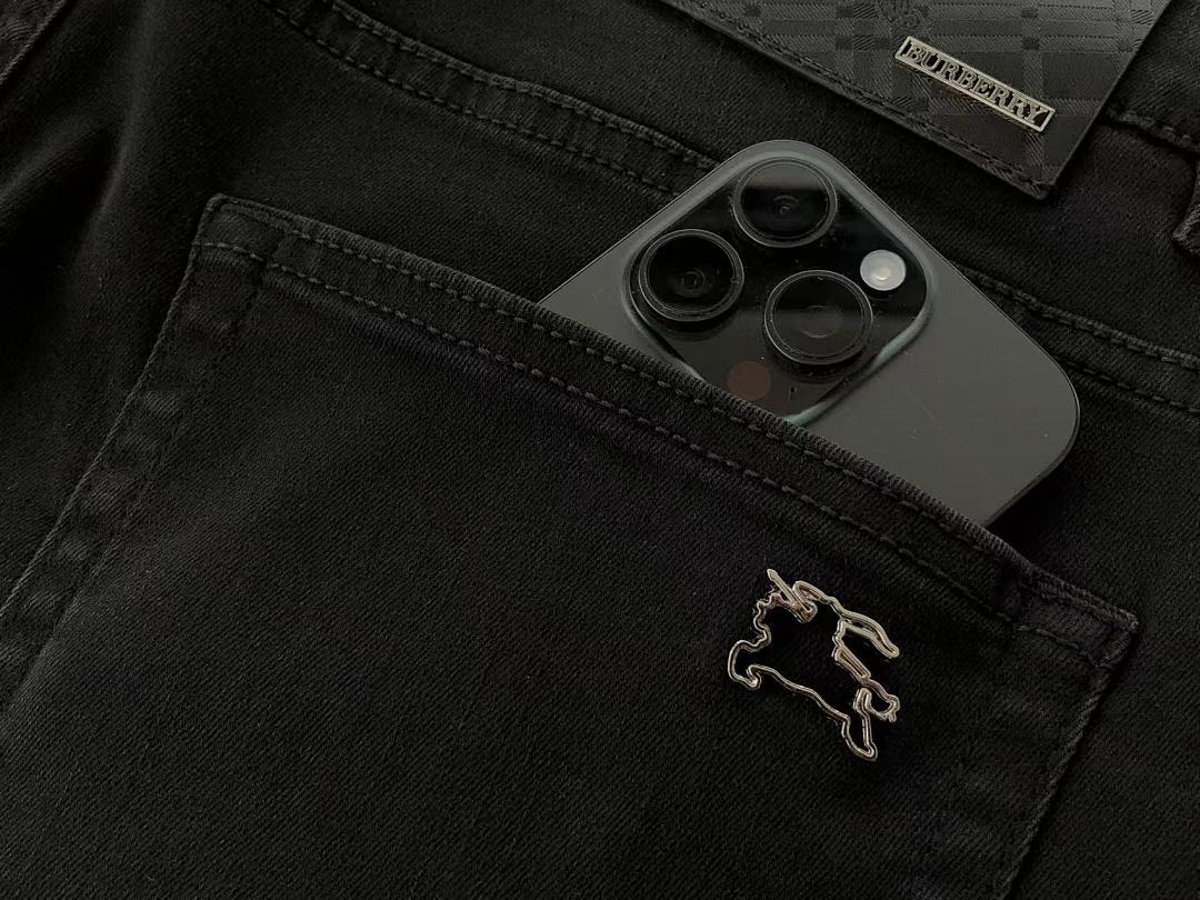 Burberry JEANS