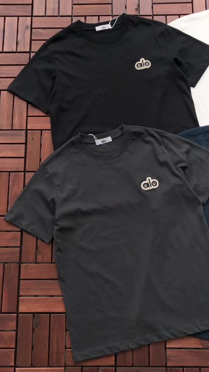 Alo Yoga T-Shirt