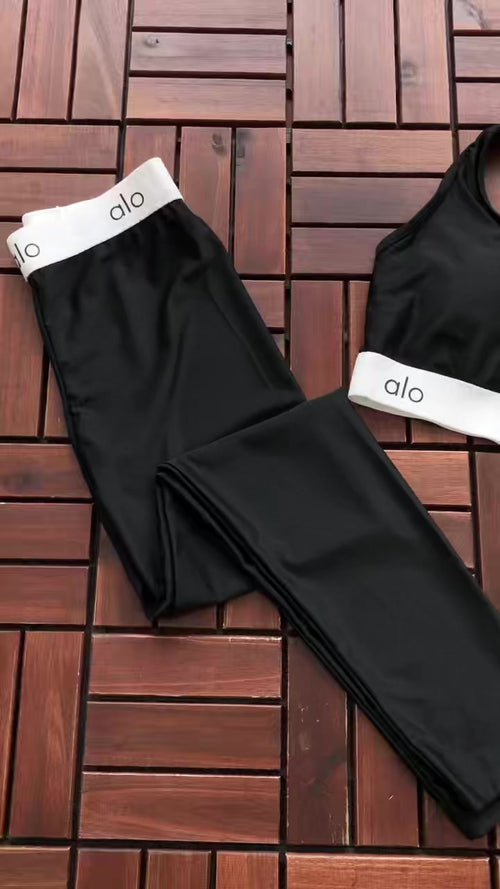 Alo Yoga Women's Bra & Leggings Set