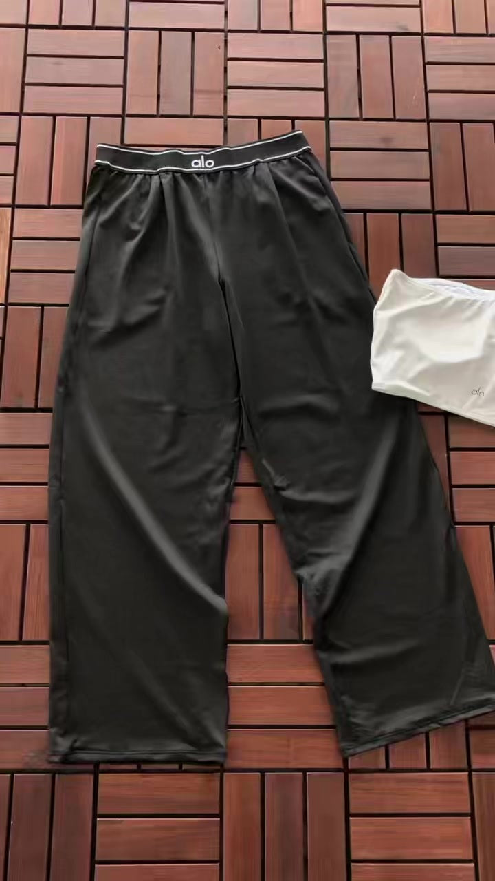 Alo Yoga Women's Yoga Set
