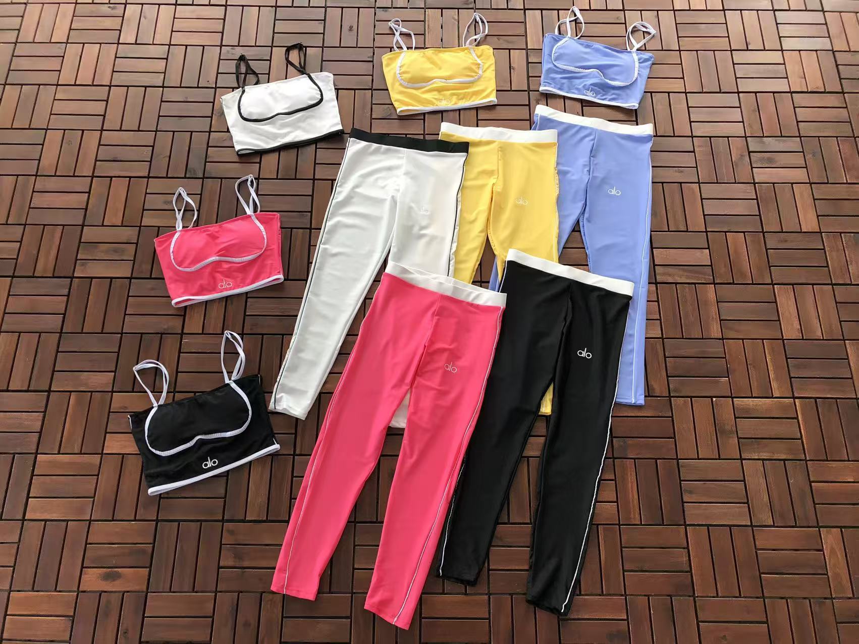 Alo Yoga Women's Bra & Leggings Set