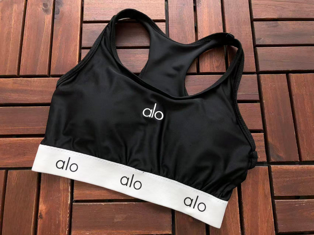 Alo Yoga Women's Bra & Leggings Set