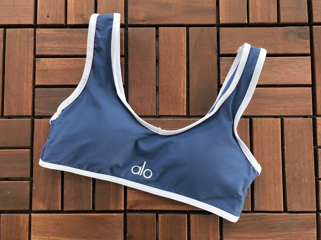 Alo Yoga Women's Yoga Set