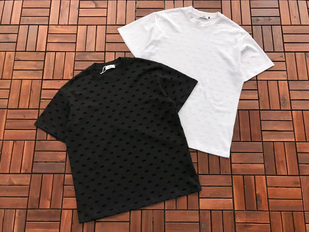 Alo Yoga Tee & Shorts Set