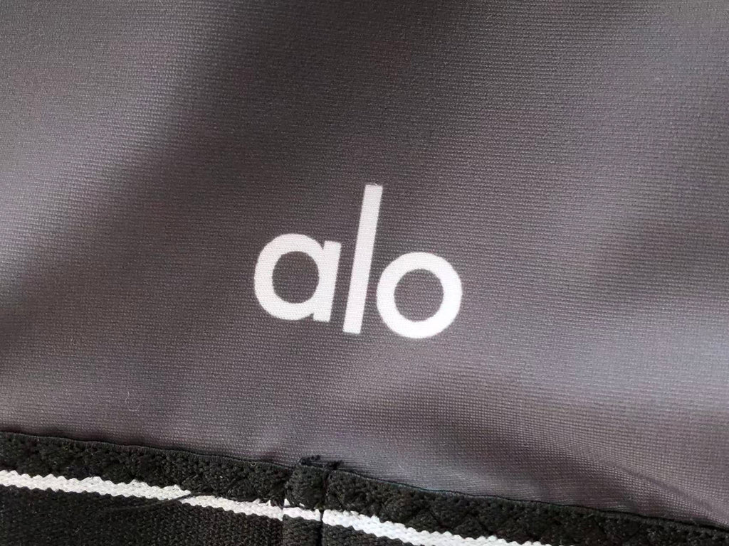 Alo Yoga Women's Yoga Set