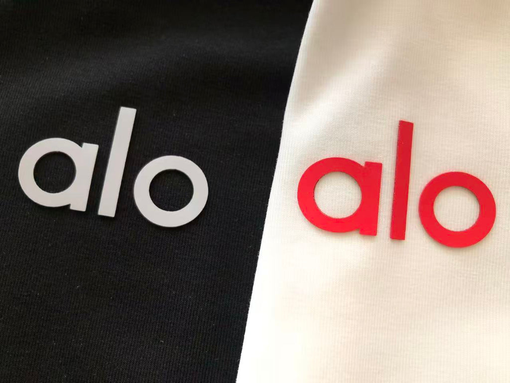 Alo Yoga Women's T-Shirt
