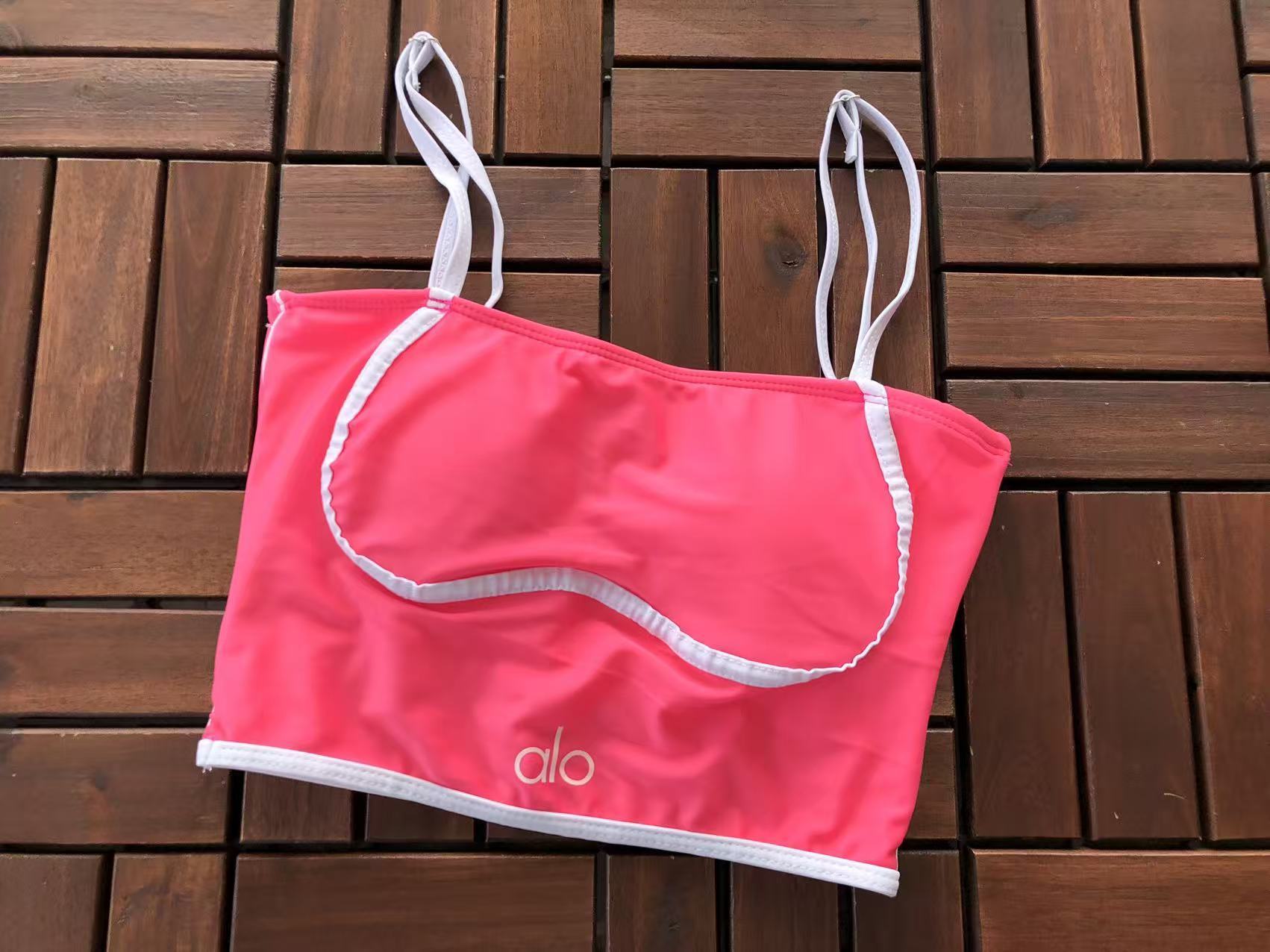 Alo Yoga Women's Bra & Leggings Set