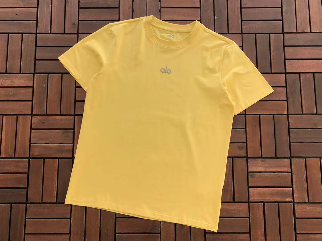 Alo Yoga T-Shirt