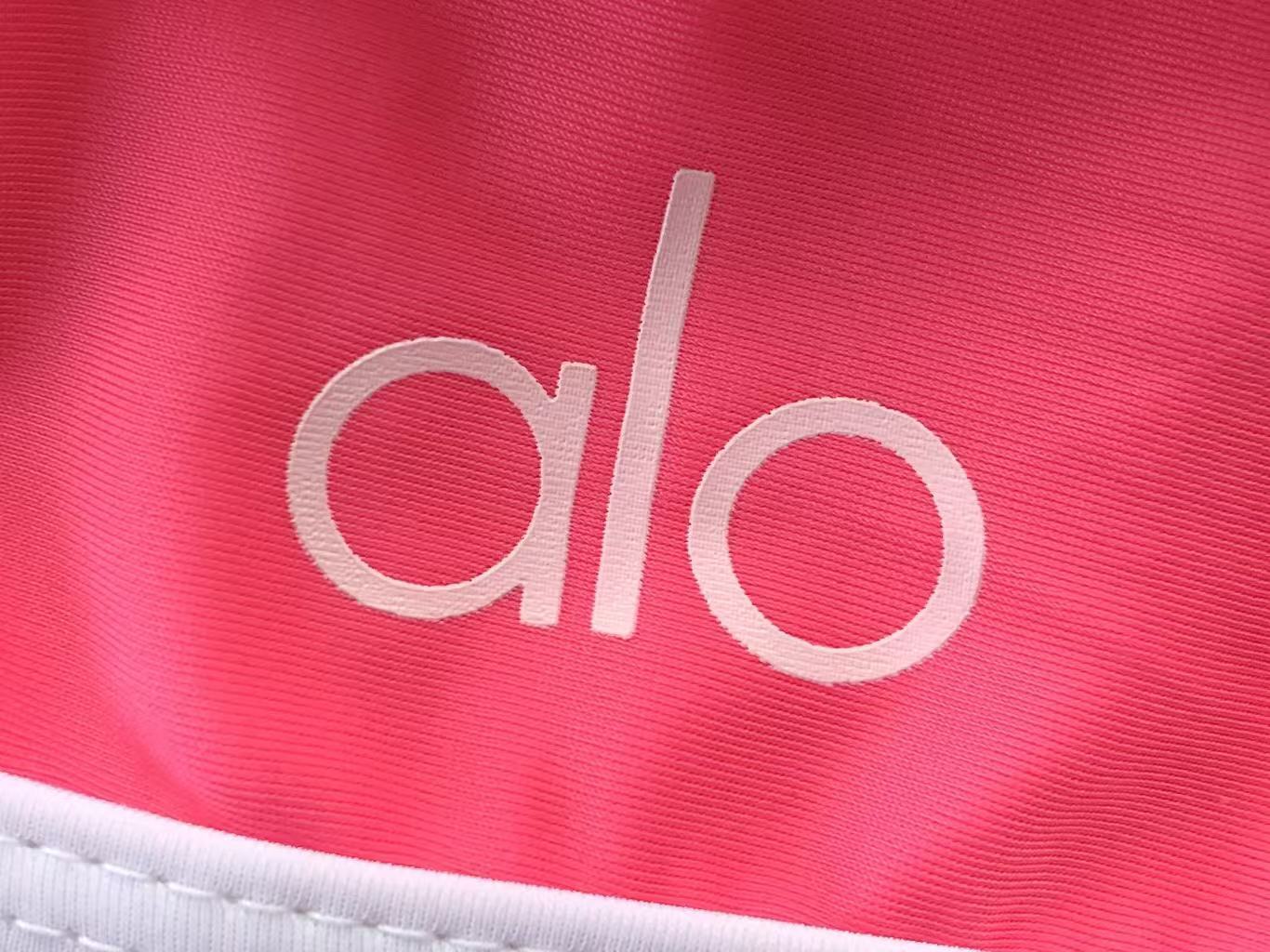 Alo Yoga Women's Bra & Leggings Set