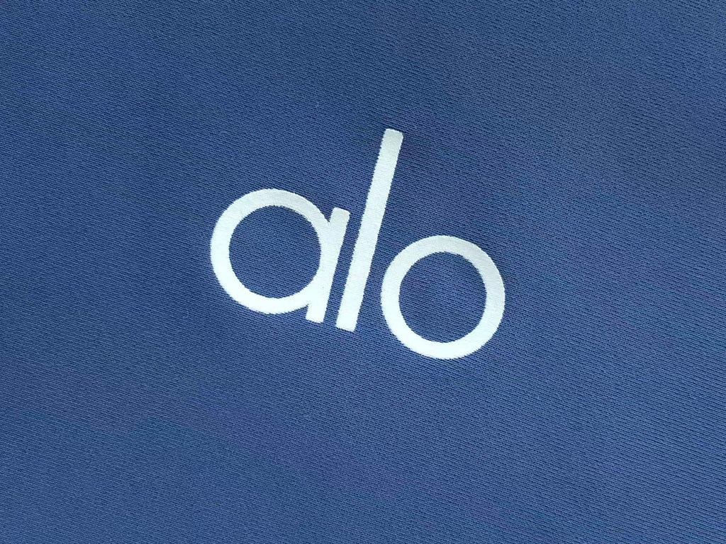 Alo Yoga Women's Yoga Set