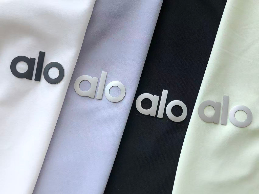 Alo Yoga Women's T-Shirt