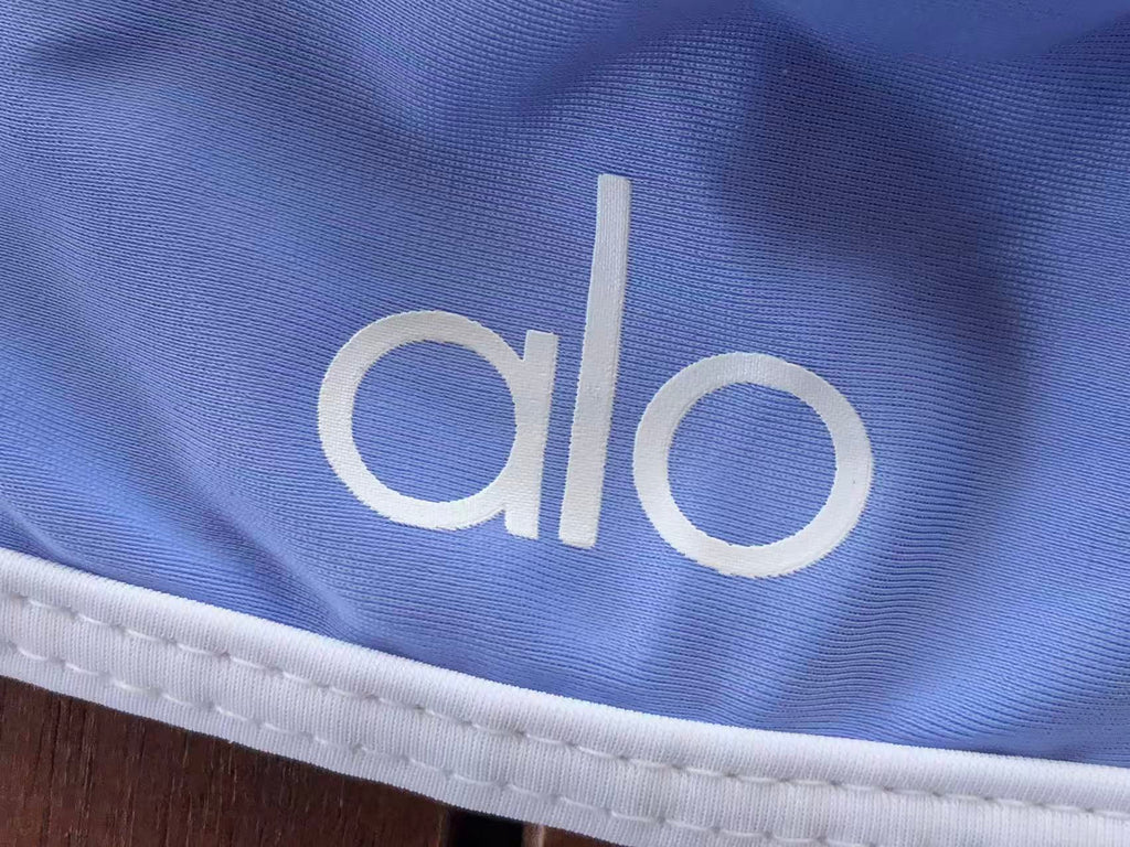 Alo Yoga Women's Bra & Leggings Set